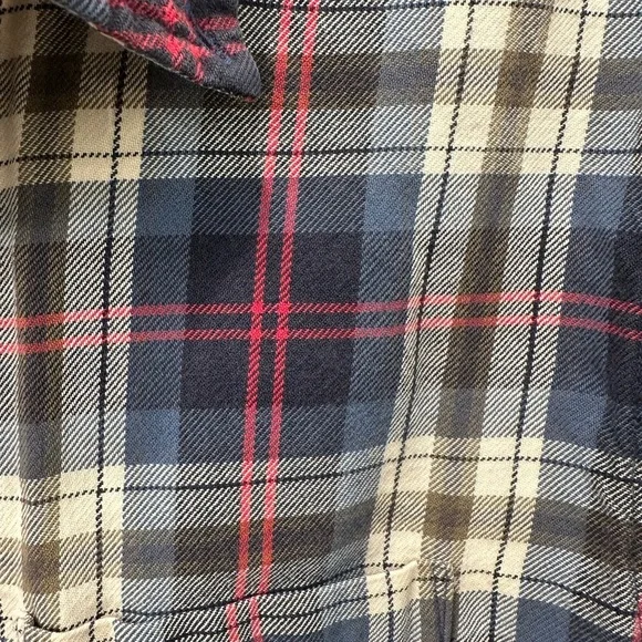Abercrombie & Fitch Navy Red Flannel Plaid Shirt M Slim - Picture 4 of 5